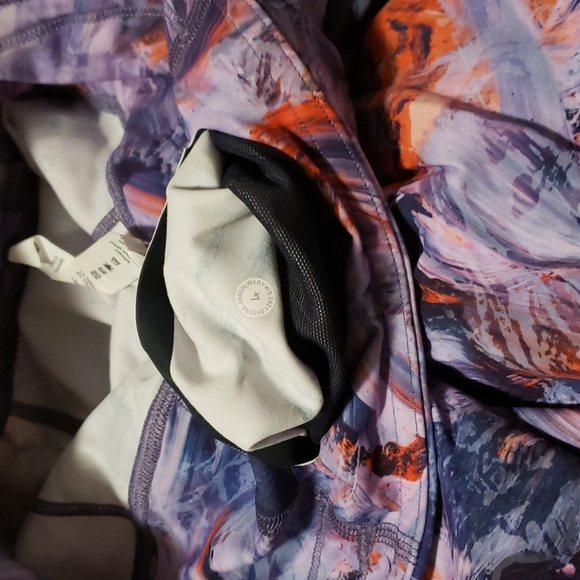 Base Pace High Rise Crop Brushed Nulux 23 Inch - Picture 4 of 5